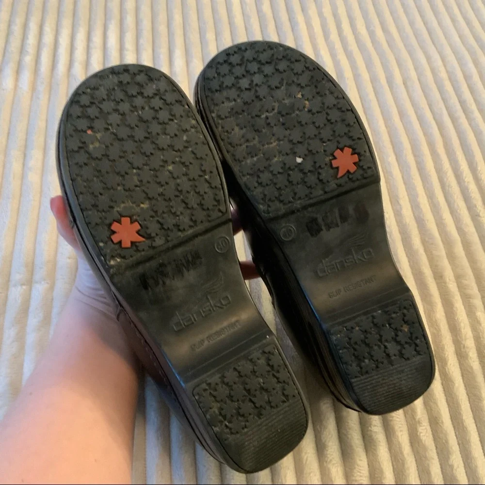 Dansko | XP Clogs - Picture 13 of 13